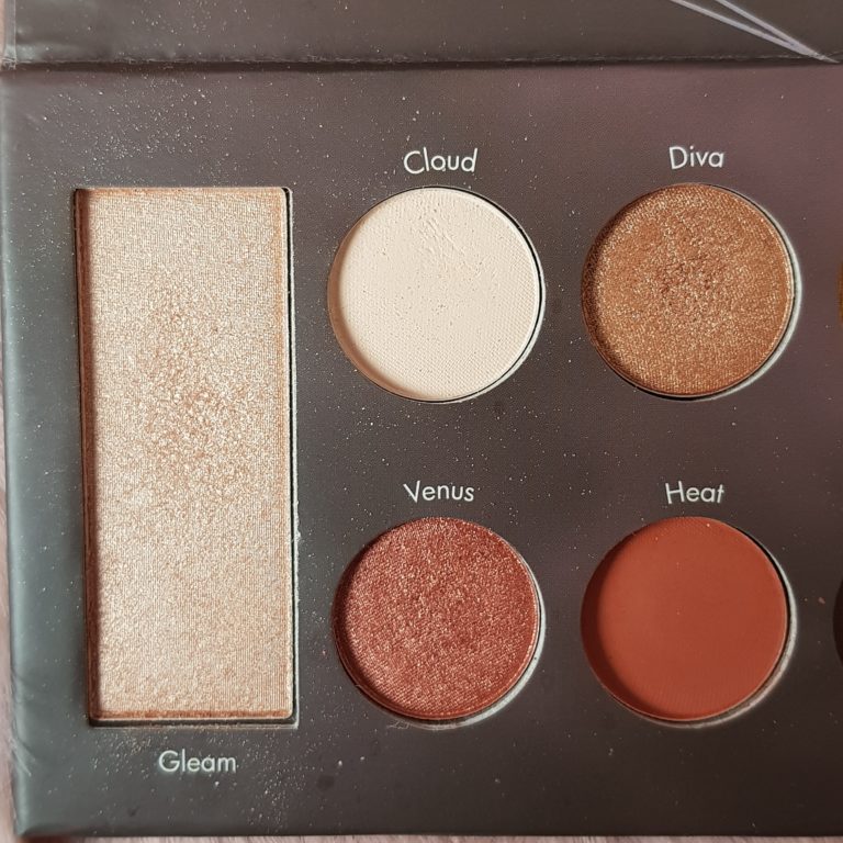 Bh Cosmetics Mrs Bella The Dark Side bh costmetics | Mrs.Bella 'The Dark Side' | Rockerbellas Beauty-Blog